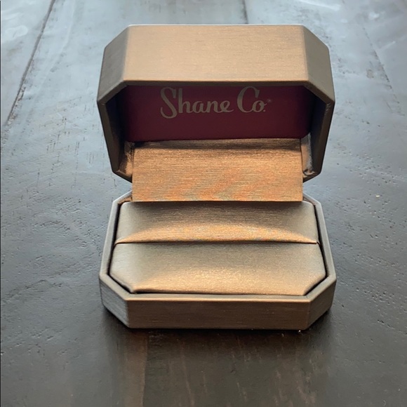 shane co ring box